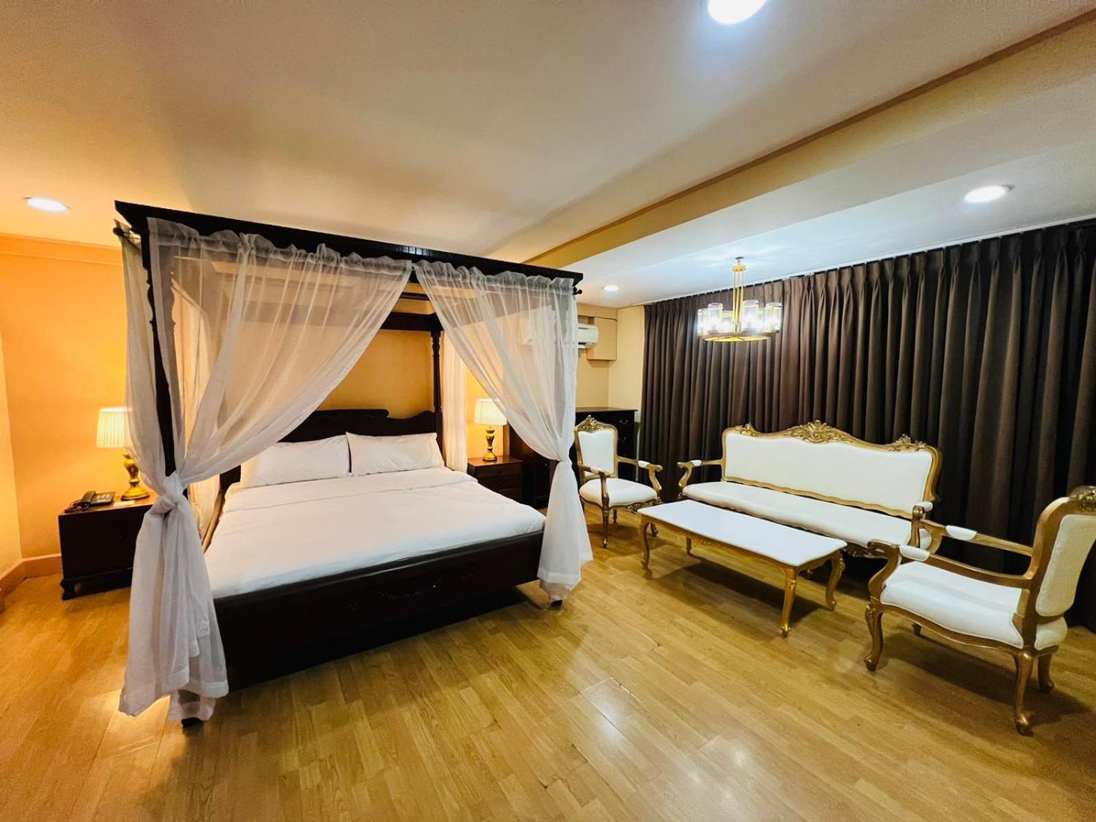 RedDoorz Premium at Arzo Hotel Manilla Buitenkant foto